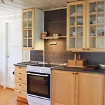 5 Person In Halden-by Traum *