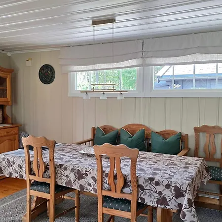 5 Person In Halden-by Traum Casa vacanze Halden