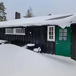 5 Person In Halden-by Traum